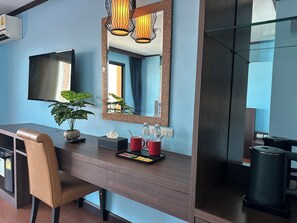 Superior Studio Suite, City View | Free minibar, desk, laptop workspace, bed sheets - MEIDUO Selected Resort Pool Hotel (Pattaya)