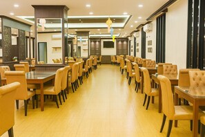 Dining - MEIDUO Selected Resort Pool Hotel (Pattaya)