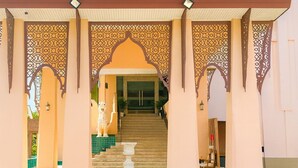 Ngoại thất