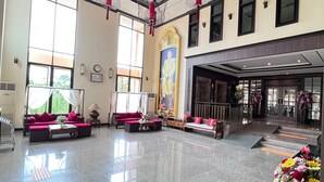 Quầy tiếp tân