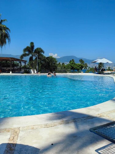 Beautiful apartment in Residencial Astorias!