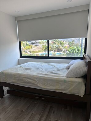 مكواة/لوح كي وواي فاي مجانًا وملاءات أسرّة