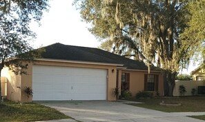 Exterior - Fabulous 3-bedroom house with AC in charming Brandon (Brandon)