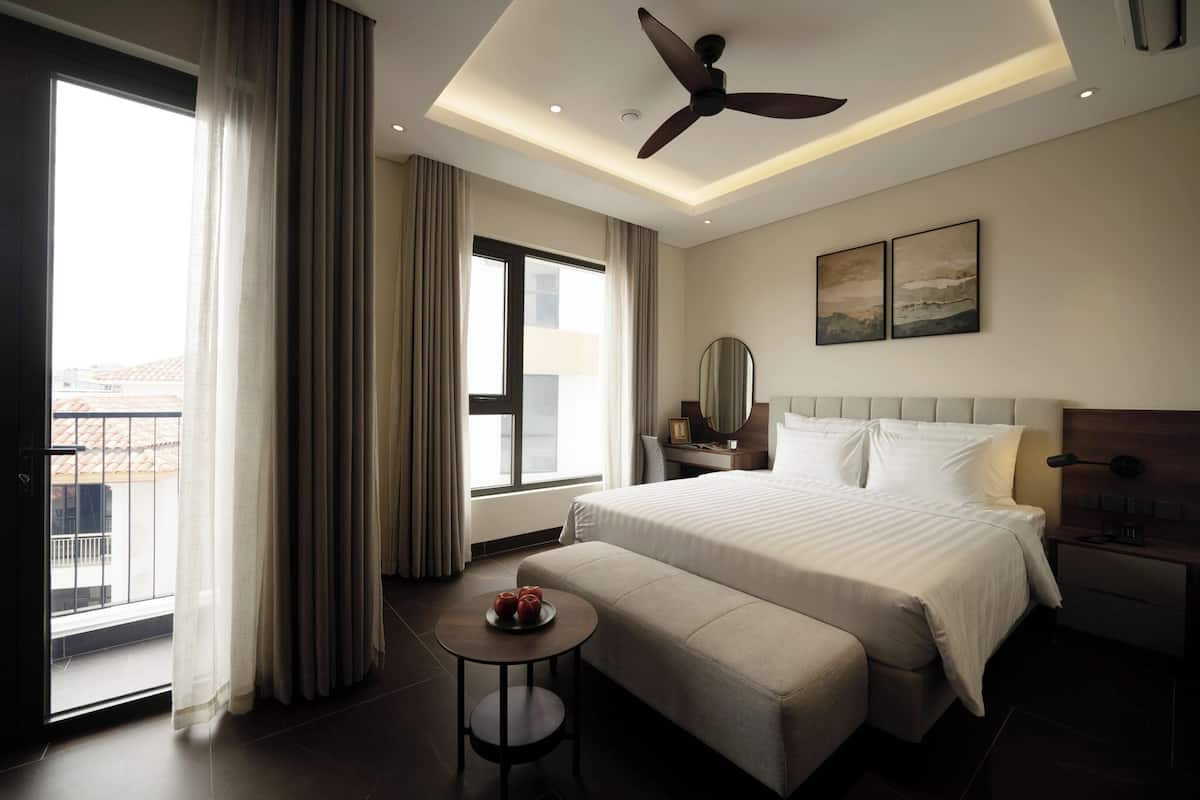 Premium Double Room, Balcony, City View