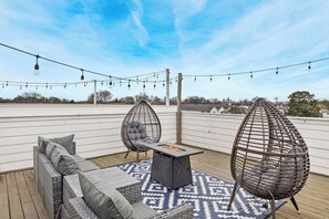 Terrace/patio - Lux Nashville Home w/ Pool Table & Rooftop FirePit (Nashville)