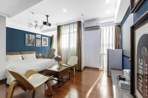 Exclusive Apartment | Individually decorated, free WiFi, bed sheets - VanInn Guangzhou , Step Out to Beijing Road Pedestrian Street , Gongyuanqian & Beijing Road Metro - Canton Fair (Guangzhou)
