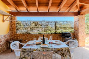 Outdoor dining - Petra Bianca by Vivimy (Taviano)