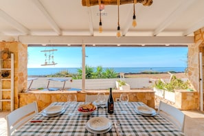 Outdoor dining - Villetta Luce by Vivimy (Patu')
