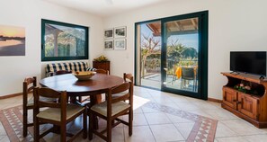 TV - Villa Mara by Vivimy (Ugento)