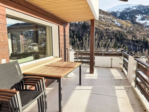 Chalet Waldrand by Interhome