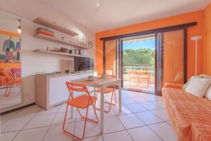 TV - Il Porto 19 - Mansarda sul Mare (Porto Azzurro)