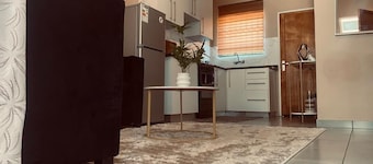 Lovely 2-bedroom apartment in fantastic Manzini location
