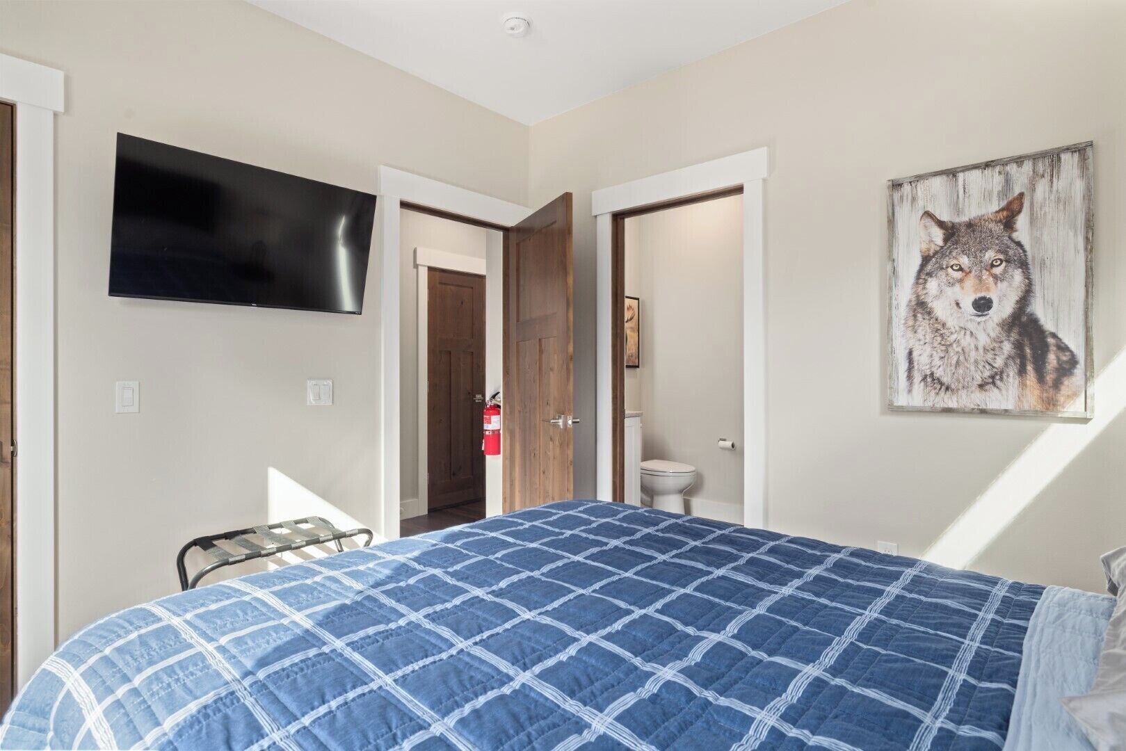 2 chambres, fer et planche à repasser, Wi-Fi gratuit, draps fournis