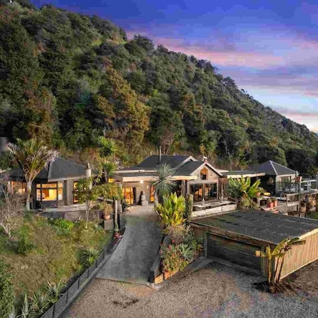 Exterior. Golden Bay Retreat House, a tranquil holiday home in the heart of Golden Bay