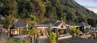 Golden Bay Retreat House, a tranquil holiday home in the heart of Golden Bay