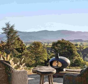 Property grounds - Escape to Bali Bliss, a tranquil holiday home in the heart of Golden Bay (Tākaka)