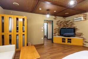 Superior Villa, Non Smoking, Jetted Tub | Free WiFi, bed sheets - HOTEL FURANO VERDE (Furano)