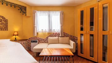 Standard Villa, Non Smoking, Jetted Tub | Wi-fi percuma, cadar katil