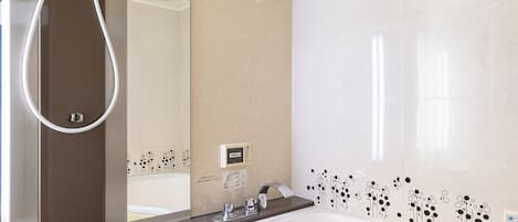 Superior Villa, Non Smoking, Jetted Tub | Bathroom | Separate tub and shower, jetted tub, hair dryer, bathrobes