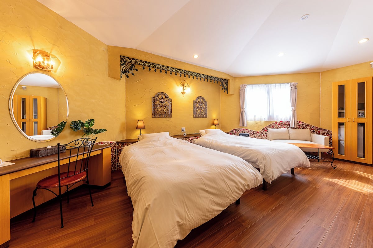 Standard Villa, Mountain View