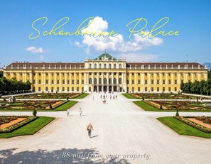 Basic Apartment | City view - Stylish 1BR 1LR Vienna Center Homes (Vienna)