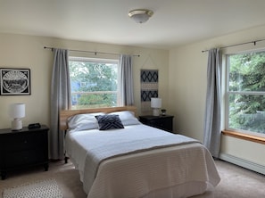 Ferros/tábuas de passar roupa, Wi-Fi, roupa de cama