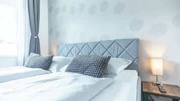 Basic Apartment | Iron/ironing board, free WiFi