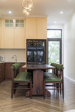 Fridge - ConiHouse - Homestay & Villa  (Vy Da)