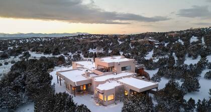 Just 13 minutes from downtown. excellent value a beautiful place for your stay