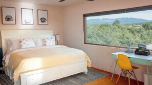 Iron/ironing board, WiFi, bed sheets - Spacious Santa Fe Retreat Near Downtown ,Views & Pet Friendly (Santa Fe)
