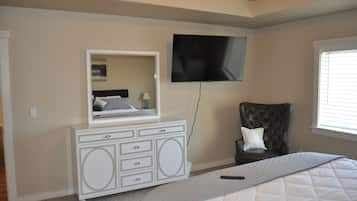 3 chambres, fer et planche à repasser, Wi-Fi gratuit, draps fournis