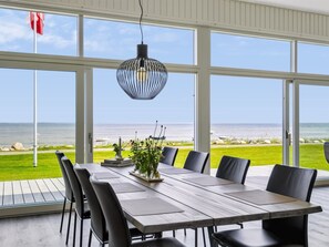 Dining - "Eljas" - 10m from the sea by Interhome (Sjølund)