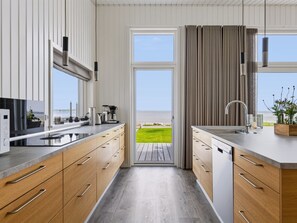 Fridge, microwave, oven, dishwasher - "Eljas" - 10m from the sea by Interhome (Sjølund)