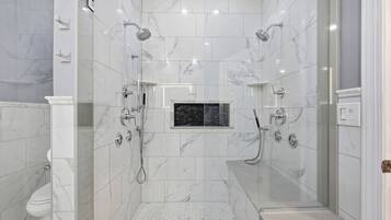 Shower, bidet, towels, soap