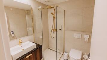 Comfort Single Room | Bathroom