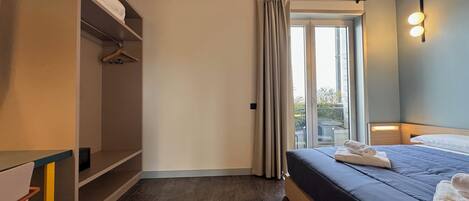 In-room safe, desk, blackout curtains, free WiFi