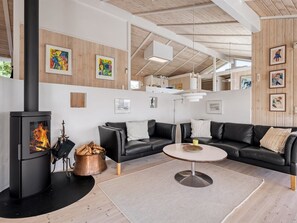 TV, fireplace - "Sybil" - 700m from the sea by Interhome (Ebeltoft)