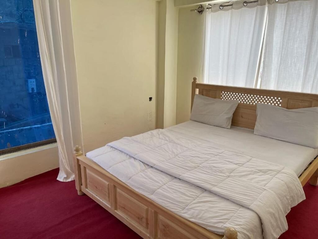 Dobbeltrom – deluxe, fjellutsikt | Lydisolert, strykejern/-brett og wi-fi (inkludert)