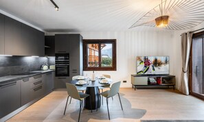 Fridge, microwave, oven, dishwasher - 3 Rooms for 4 People (Demi-Quartier)