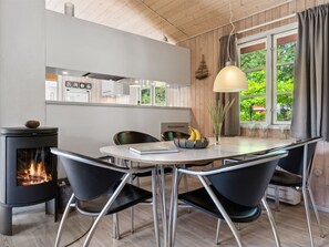 Dining - "Wale" - 100m from the sea by Interhome (Nexø)