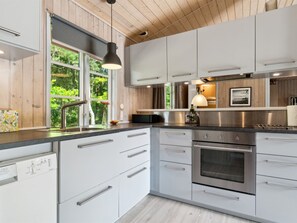 Fridge, dishwasher, cookware/dishes/utensils - "Wale" - 100m from the sea by Interhome (Nexø)