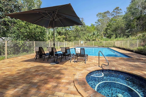Quiet Hinterland Studio near Robina