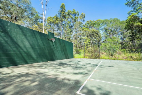 Quiet Hinterland Studio near Robina