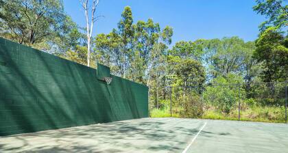 Quiet Hinterland Studio near Robina