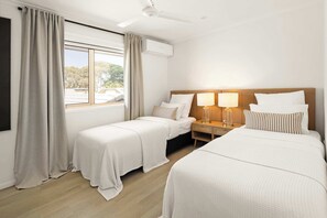 2 bedrooms, iron/ironing board, travel cot, WiFi