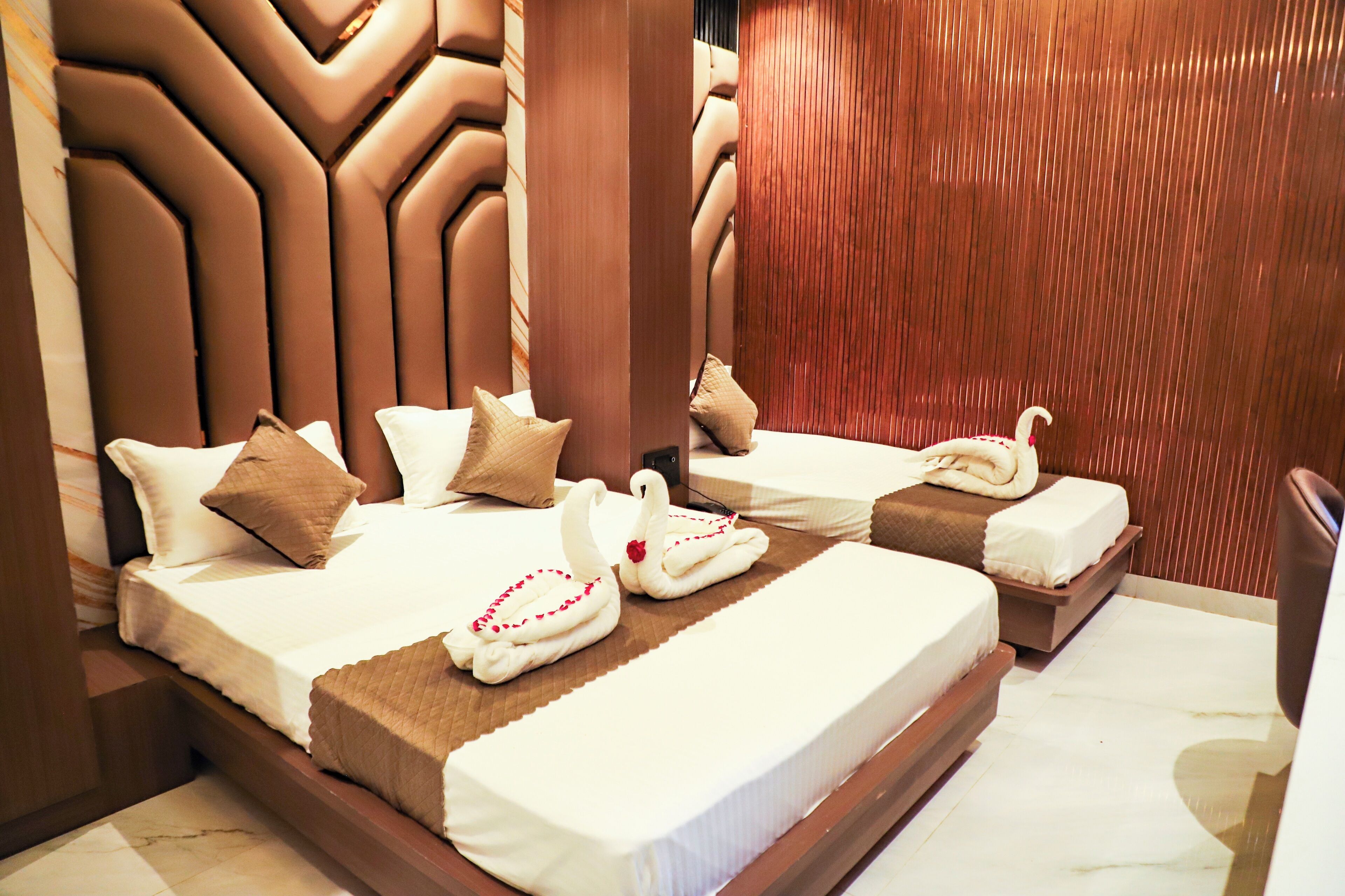 Family Room, Lake View | Memory-foam beds, desk, laptop workspace, free WiFi