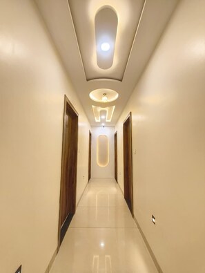 Lobby - Hotel Vistara (Ujjain)