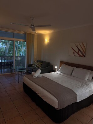 Iron/ironing board, WiFi - Barefoot Retreat Port Douglas (Port Douglas)