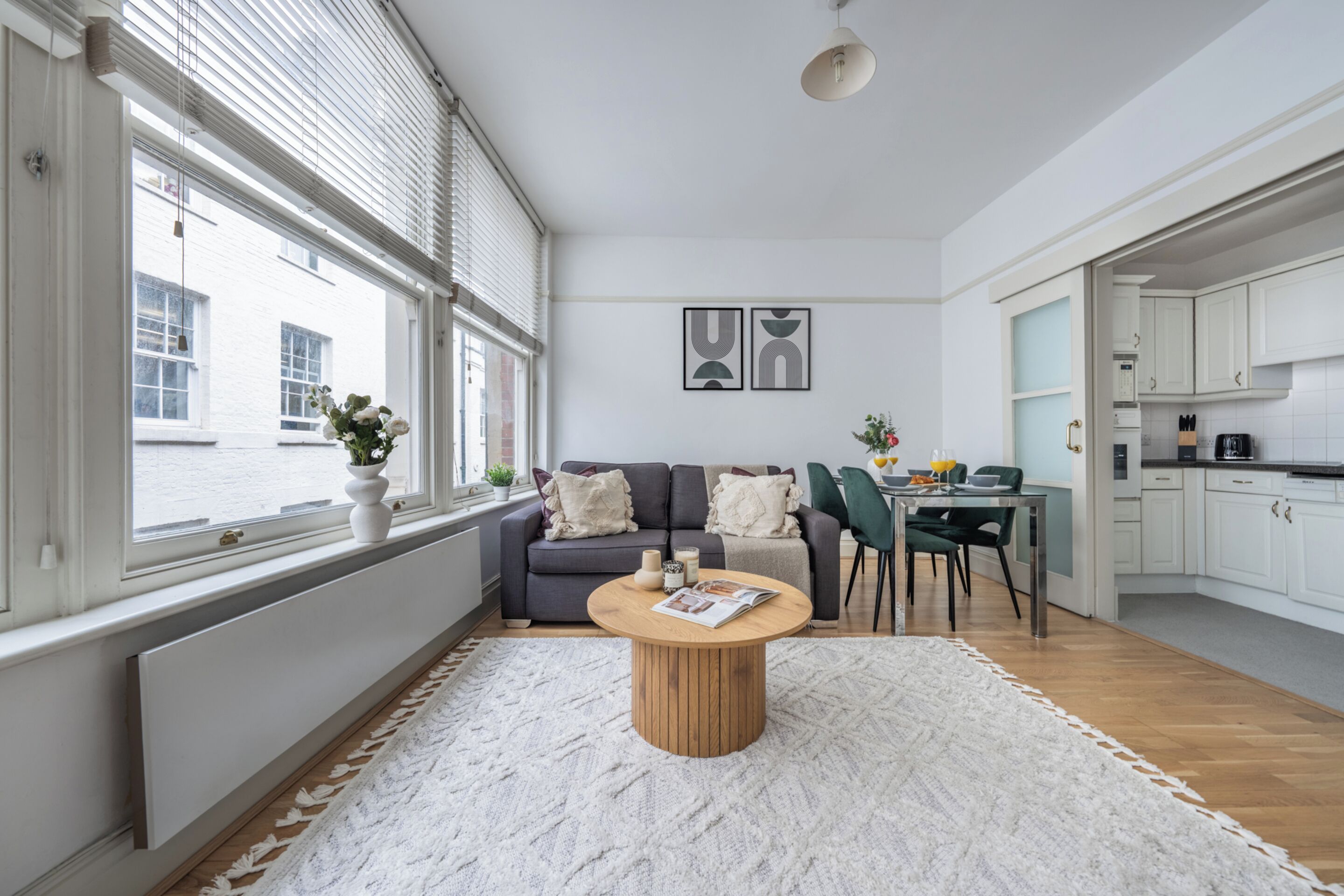 City Apartment, 1 Double Bed with Sofa bed, Non Smoking, City View | Living area