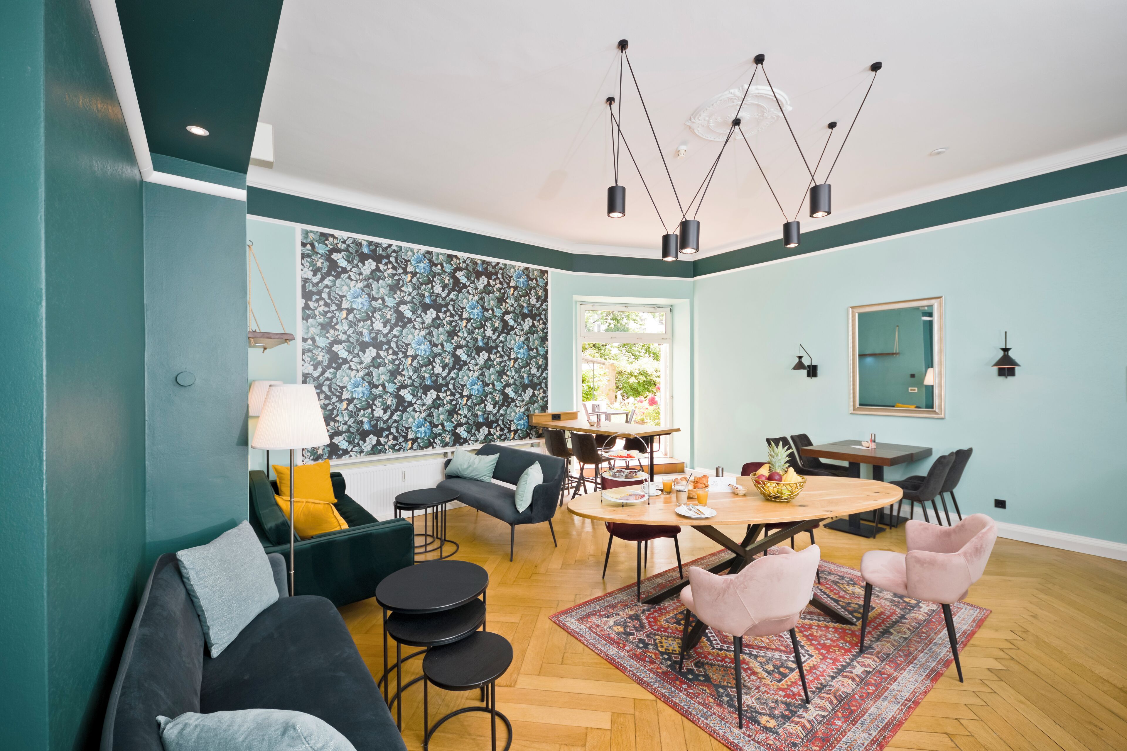 Frokostbuffé hver dag (EUR 15 per person)